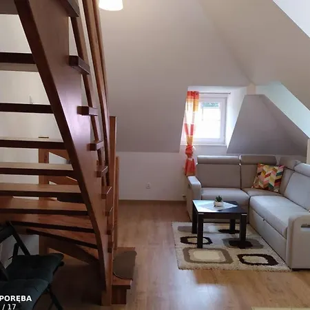 Apartment Poreba, Dwupoziomowy, 8-osobowy *
